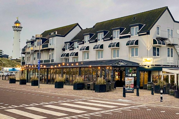 Jooi Voorkant Kerst Egmond aan Zee