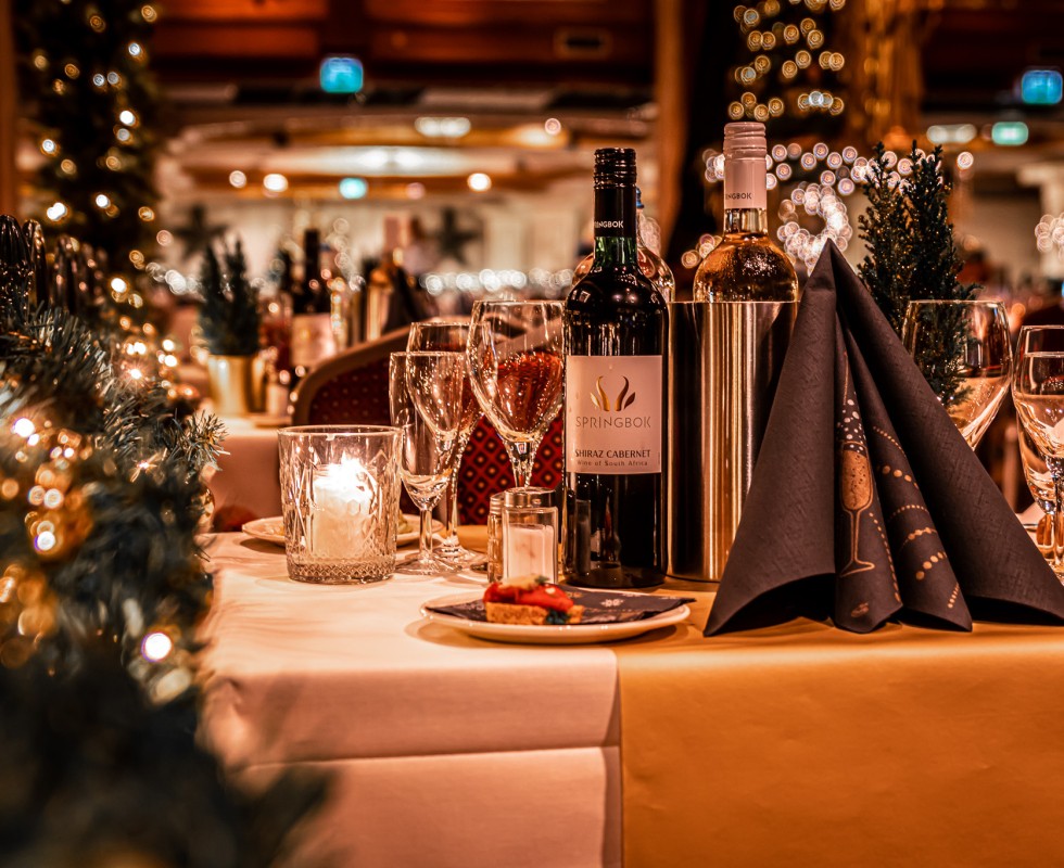 Feestdagen_Tafel_Zuiderduinzaal.jpg