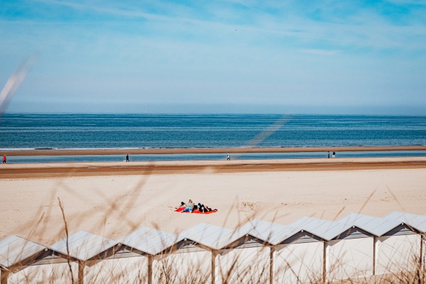 strandhokjes_egmondaanzee.jpg