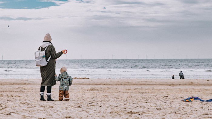 strand winter